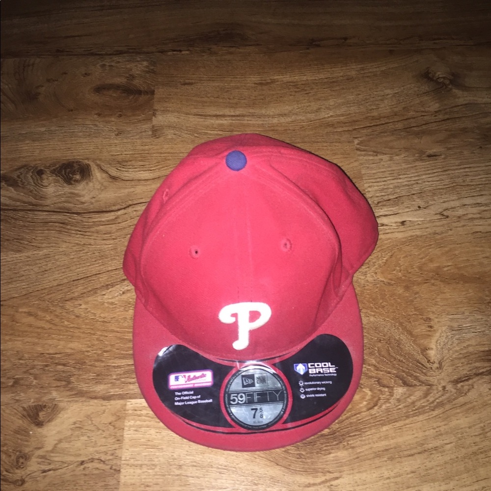 Red cap